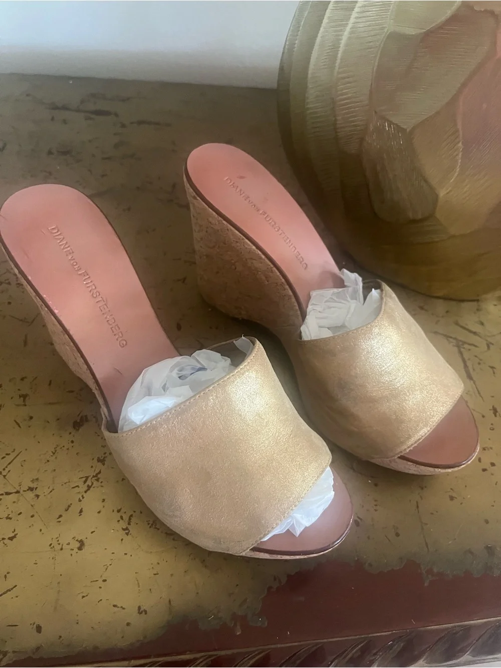 Beautiful Diane von Furstenberg Women's Gold Cork Wedge Slide Sandals Sz 6.5